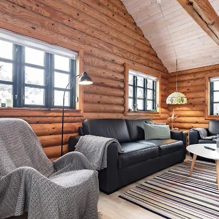 5 Person Holiday In